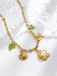 Mazuer 1pc 18K Gold Plated Stainless Steel Vintage Minimalist Elegant Floral Pearl Pendant Necklace, Versatile Gift For Women, Suitable For Halloween, Holiday, Party, Daily Wear, Vacation