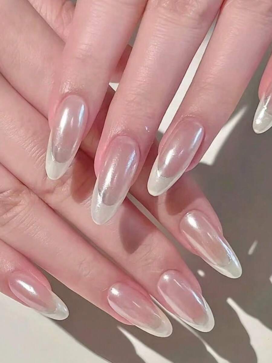 10 pezzi di unghie corte fatte a mano con design ad occhio di gatto, con motivi floreali bianchi e neri, adatte per ragazze o donne da indossare in vacanza o in occasioni speciali. - Bianco - Visualizzare 1
