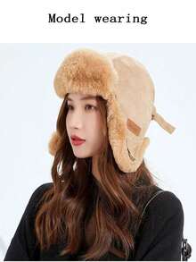 1 pieza Sombrero de otoño e invierno para mujer, un sombrero de estilo Lei Feng de piel sintética de moda, un nuevo sombrero cálido y versátil de peluche