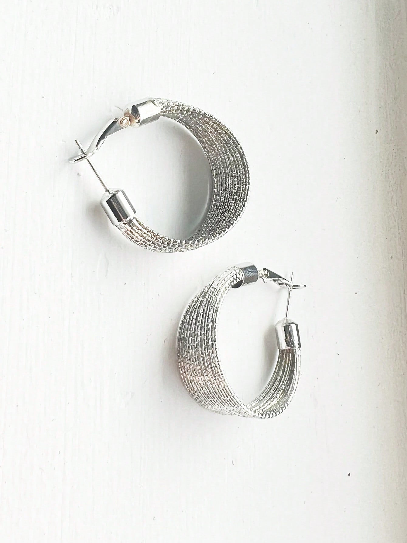 أقراط نسائية ريترو من طبقات متعددة ومزيّنة بأشكال...