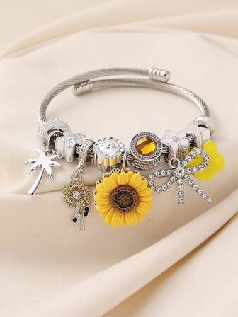 1pc Cute Beaded Bracelet, Stainless Steel Fashion Luxury Creative Bracelet With Cat, Bow, Heart, Star, Moon Charms, Versatile For Women, Suitable For Daily Wear, Dates, Holidays, Gifts