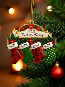 Décoration de Noël personnalisée de bas de Noël de famille avec 2 à 8 noms personnalisés. Décoration festive de vacances 2025, cadeau souvenir pour les parents, grands-parents, amis. Parfait pour le sapin de Noël, la décoration de la maison, ornement personnalisé pour les rassemblements en famille - Multicolore - Voir 11