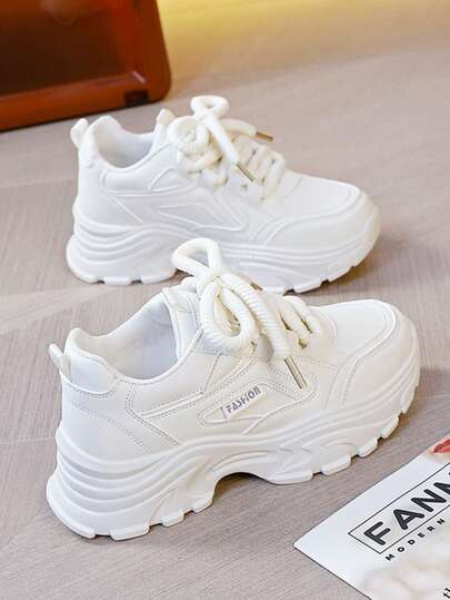 1 par de zapatillas deportivas de plataforma de moda para mujer, con cordones frontales, de unicolor y parches, de cuero ligero y casual, cómodas y ligeras