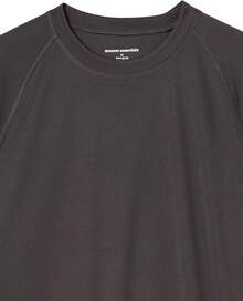 Essentials Men's UPF 50 Quick Dry Short Sleeve Swim Shirt - 深灰色 - 查看 6