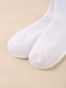 10 Pairs Of Children's Mixed Solid Colors And English Letters Face Parallel Bar Pattern Children's Socks, Unisex Mid-Tube Socks, Suitable For Daily Casual Wear, Random Sports Sock Styles, Breathable And Sweat-Wicking, Versatile And Casual Kids Socks - Multicolor - View 4