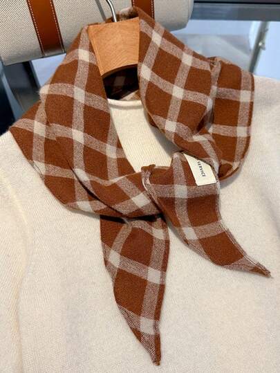 1 Piece Knitted Triangle Scarf For Women, Suitable For Autumn And Winter, Multifunctional And Warm, Versatile And Matching Small Neckerchief