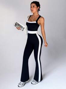 Combinaison de sport pour femmes avec couleurs contrastées, sans manches, coupe slim, micro-yoga