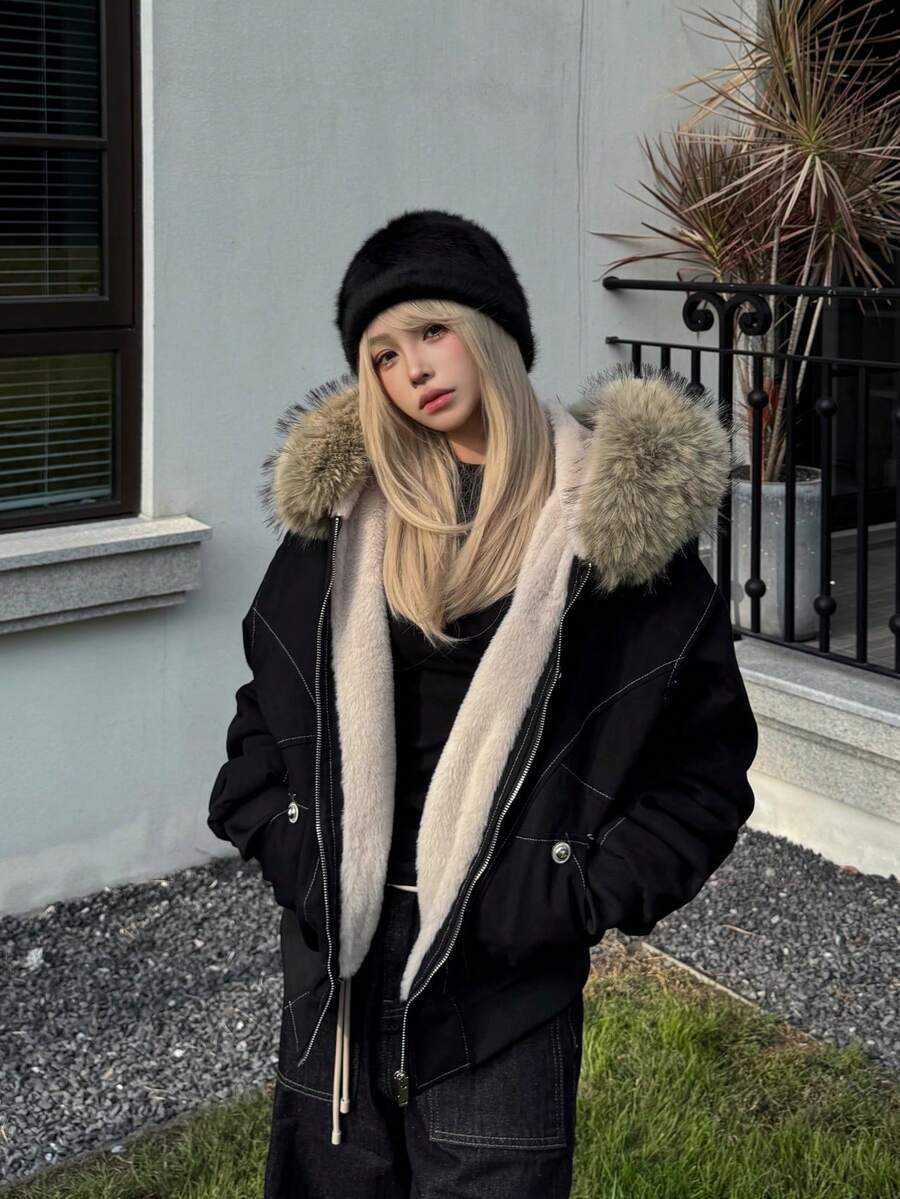 Women's Fall/Winter Short Down Coat With Fur Hood, Large Fur Lining, Warm And Windproof, Fleece-Lined, Parka-Style Outer Vest Included, Perfect For Cold Weather - Black - View 1