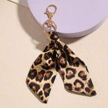 1 件缎面豹纹扭曲钥匙扣，钱包饰物，波西米亚风休闲可爱优雅别致街头波西米亚锌合金，适合所有季节汽车配件包饰学校 - 駝色 - 查看 5