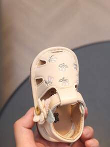 Summer Baby Girls Floral Hollow Out Squeaky Sandals, Cute Soft Bottom Infant Squeaky Shoes That Make Sound, Toddler Walking Shoes For Spring & Autumn