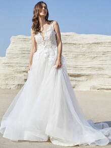 V Neck Lace Wedding Dresses With Long Train Backless Tulle Sequin Bridal Gowns For Women A-Line Formal Wedding Party Gowns Lace Up Back With Bone