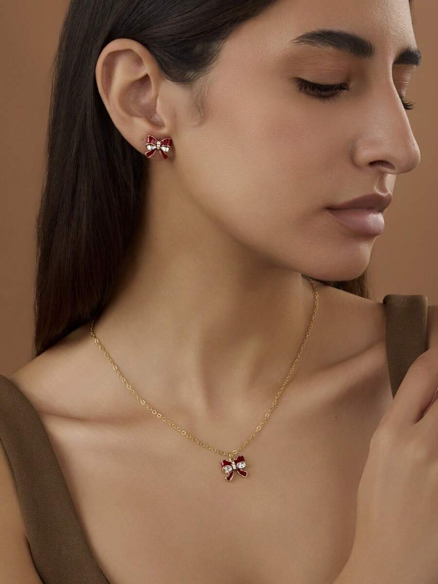 1 Set 2025 Nuevo Conjunto de Joyas de Pendientes y Collar de Mariposa de Moda Europea y Americana, Uso Diario y Regalo del Día de San Valentín