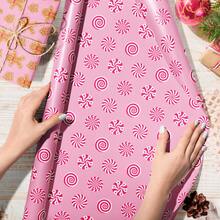 12pcs Each Pack Of 12 Pink Christmas Gift Decorative Paper, Holiday Gift Box Paper, Snowflake Gingerbread Man Decorative Wrapping Paper, With A Christmas Theme, Is Designed With Various Stripes, Polka Dots, Candy Canes And Gingerbread Men. The Main Color Is Pink, Which Is Cute And Exquisite, And Will Greatly Increase The Fun And Festive Atmosphere