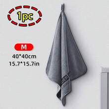 منشفة غسيل السيارة قصيرة مخملية فائقة الامتصاص وغير مُنتِفِرة، قماش سميك لتنظيف السيارة (نمط حرف عشوائي حسب دفعة الإنتاج)