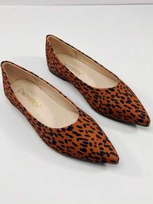 أحذية نسائية مسطحة ذات أصبع مدبب بطبعة نمر، ذات قاعدة مريحة مانعة للانزلاق، أحذية لوفر سهلة الارتداء، مناسبة للارتداء اليومي