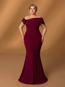 Faeriesty Mosy Plus Stunning Plus Size One-Shoulder Mermaid Mother Of The Bride Dress With 3D Floral Embellishment – Elegant Choice For Formal Weddings, Upscale Evening Receptions, Grand Banquet Dinners, Luxurious Anniversary Celebrations, Sophisticated Charity Galas - Burgundy - View 7