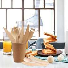 100/50 piezas Juego de cubiertos desechables de madera, adecuado para 100 invitados, hecho de madera de abedul de alta calidad y compostable, ideal para cumpleaños, bodas, fiestas, reuniones, actividades de equipo, escuela, vuelta al cole, restaurantes, cocina, cenas navideñas, también es un gran regalo para familiares, amigos y mayores