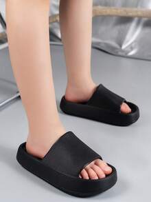 Boys And Girls Non-Slip Cushion Slippers, Beach Pool Shower Massage Super Soft Thick Bottom Kid's Home Slippers, Indoor And Outdoor Comfortable Toddler Sandal Slippers