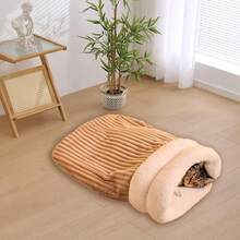 1 pieza Saco de dormir para gatos, Saco de dormir cómodo para gatos, Saco de dormir cálido y cómodo para gatos - Saco de dormir de peluche suave semi-cerrado - Para gatos de interior Nuevo saco de dormir de invierno para gatos