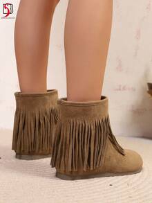 2025 Nouvelles Bottines pour Femmes, Bottes Courtes Mode de Style Western en Marron, Convenant pour l'Automne/Hiver, Polyvalentes, Allongeantes, Confortables pour le Trajet, les Courses, le Campus