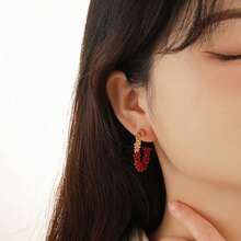 1 Pair Asymmetrical Twisted C-Shape Red Drip Oil Earrings, Luxurious, Delicate, Vintage Style Earrings Suitable For Women, Great Gift For Friends And Girlfriends