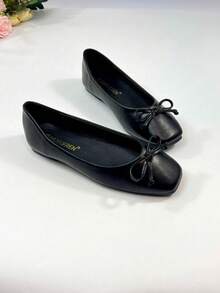 أحذية نسائية مسطحة ذات أصابع مربعة مزينة بفيونكة سوداء بسيطة، ذات نعل مريح ومانع للانزلاق، أحذية لوفر سهلة الارتداء، مناسبة للارتداء اليومي