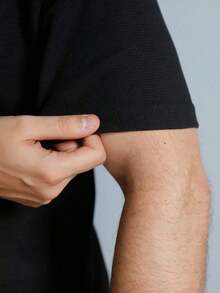 Kit Of 2 Men's Textured Oversized T-Shirts, Year-End Weight - Đen và Đen - Xem 3