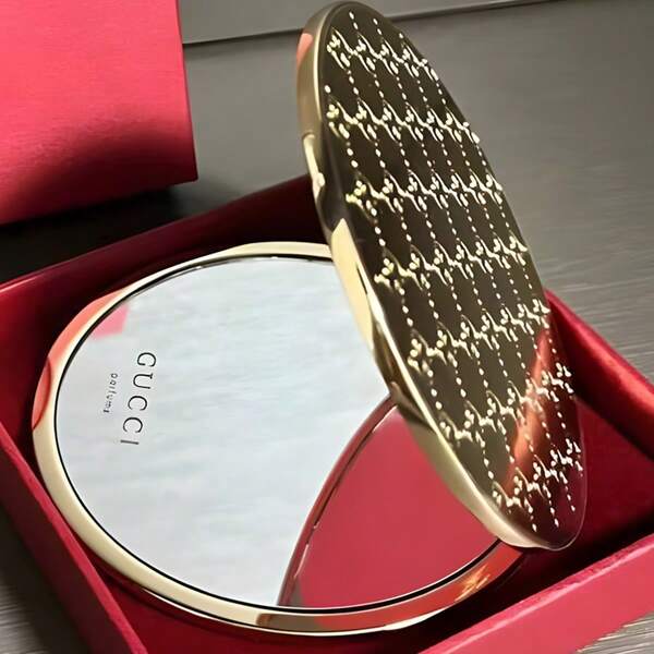 Gucci High-End Golden Portable Makeup Mirror, Makeup Tool Folding Mirror, Touch-Up Makeup, Convenient To Carry, High Quality, A Gift For Friends Or Family, And A Gift For Festivals