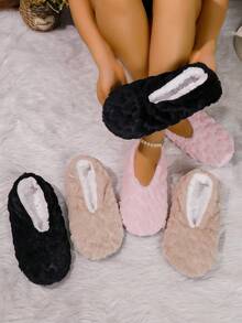 Pantoufles d'intérieur pour femmes, cœur élégant, maison, semelle souple, massage et antidérapante, chaussures confortables pour femmes, douces et confortables pour usage domestique, épaisses, lavables, silencieuses, confortables, convenant aux sols en bois dur, Halloween - Kaki - Voir 5
