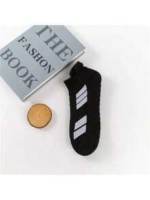 1/25 Pair Of Men's Sports Socks Striped Tyrol Design Boat Socks Spring And Summer Thin Running Socks Comfortable Breathable Fitness Socks Sports Socks Suitable For Daily Outdoor Sports Suitable For Spring, Summer, Autumn And Winter Comfortable, Absorbent And Breathable