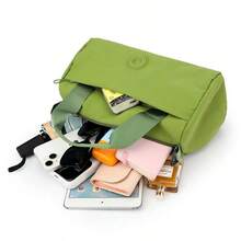 1个简约纯色时尚小型多功能斜挎收纳包，小容量健身包，女士百搭单肩包，轻巧柔软迷你健身包