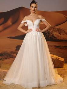 Elasola فستان زفاف بياقة عارية الكتفين وياقة عميقة على شكل حرف V مزين بالدانتيل، فستان كرة ذو تنورة رومانسية من التول للعرائس للحفلات الخارجية والحدائق، فستان زفاف للعروس مزين بالدانتيل وله ذيل، باللون العاجي من التول