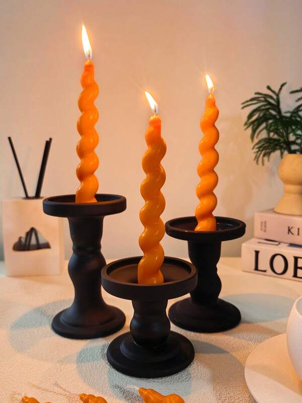 4 Spiral Christmas Candles, Home Decoration Aromatherapy Candles, Including Aromatherapy Candle Set, Christmas Slender Candle Center Decoration, Christmas Home Decoration Paraffin, Home Atmosphere Decoration, Home Candle Holder Gift Suitable For Giving Gifts To Women, Winter Gift Christmas Decorations Room Decor, Christmas Gifts