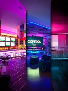 1 件 3.28 英尺-65.6 英尺智能 LED 灯带，RGB 变色音乐同步 LED 灯带，带 44 键/24 键遥控器和应用程序控制，可调光，可切割，适用于卧室、客厅、电视背光、厨房、酒吧、游戏室、情人节和派对装饰 - 24KEY - 查看 10