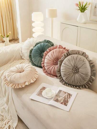 1 Piece Velvet Lace Ruffled Throw Pillow, Round Flower Cushion, Sofa Chair Bed Bay Window Christmas Decoration Embellishment, Daily Party, Halloween, Christmas Decoration