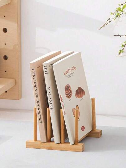 Étagère de rangement portable multifonctionnelle - Peut être utilisée comme une bibliothèque pour ranger les livres et les magazines, ainsi que pour ranger les fournitures de bureau, les articles de chevet et les produits de soins de la peau. Convient pour les tables de chevet, les bureaux, les bureaux de bureau, les coins de salon, etc. Un cadeau de stockage pratique pour les locataires, les employés de bureau et les étudiants pour les anniversaires et les fêtes. Résout efficacement le problème de l'encombrement et du manque d'espace de stockage dans les petits espaces, améliorant facilement la propreté.