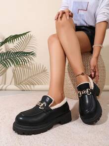 2024 New Women's Retro Style Loafers, Black PU Leather Loafers With Gold Chain Decor, Faux Lined Warm Shoes, Thick Sole Comfortable Non - Slip Wear - Resistant Rubber Sole, Fashionable Versatile Daily Wear Shoes, Easy - To - Match Indoor Outdoor Casual Shoes, Popular Must - Have Item For Daily Outfits, Parties, Street Style - Black - View 3
