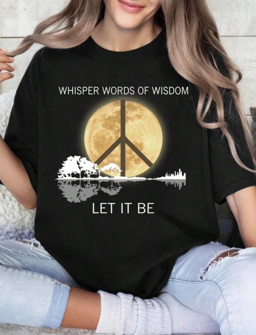 Embrace The Beauty Of Simplicity With A Piece That's Minimal But Never Mundane . It's Affordably Priced Without Compromising On Quality, Making It Easy To Stock Up Or Experiment With Different Styles. Whether You're A Student, Professional, Or Fashion Enthusiast, This Black Short Sleeve Tee Delivers Style, Comfort, And Value In One Essential Piece. Black Long Sleeve With Popular Colors, Animal Patterns, Geometric Patterns, Tie Dye Patterns, Floral Patterns, Millennial Spicy Girl Style, Y2K Style, Basic Patterns, Floral Patterns, Loose,Fall Outfit For Women, Christmas Outfit Women,Tops,Fall Clothes For Women,Vestidos Elegantes De Mujer,Winter Clothes For Women,Niche Vitality, Plus A Comfortable Fit - 黑色 - 查看 1
