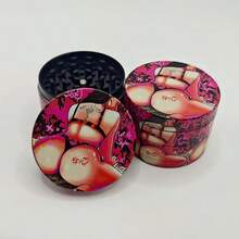 1pc Bikini Creative Pattern Grinder, Zinc Alloy Portable Grinder - Heavy Duty Zinc Alloy Structure, Suitable As Christmas, New Year, Valentine's Day, Carnival, Halloween, Thanksgiving, Birthday Perfect Gift - Multicolor - View 4