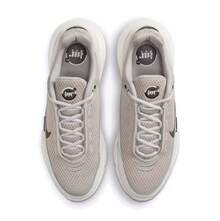 Nike Air Max Pulse 女款跑步鞋，轻便缓震，支撑性好，耐穿，通勤健身，复古科技风，百搭休闲鞋，女性必备，高性价比 FD6409-005 - 亞麻棕 - 查看 6
