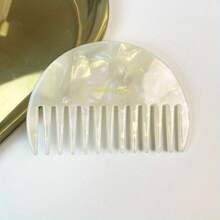 网络红人同款几何造型醋酸纤维梳子，简约日韩复古可爱优雅半圆发梳，美发工具，美发用品，旅行必备，旅行，理发师，发型师，理发配件，情人节，美发用品，发型师，理发店，沙龙，度假必备，美发产品，理发店，情人节礼物，女士旅行必备，发型师工具 - 美人魚白 - 查看 2