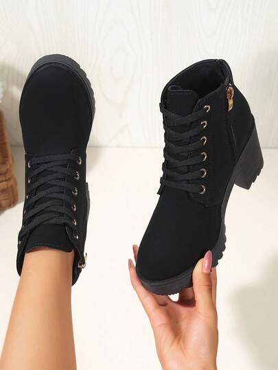 女性用バックル装飾 6穴 銅メッキ 錆びにくい 波型ソール カジュアルシューズ、韓国ファッション ワイドストラップ、ハイヒール 厚底 レースアップ ラウンドトゥ アンクルブーツ、秋冬に活躍