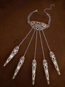 1pc Gothic Style Ghost Nail Chain Finger Bracelet, Punk Cone Nail Finger Ring Cosplay Accessory - Silver - View 2