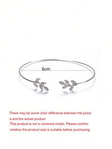 1pc European & American Style Open Leaf Bracelet, Elegant Gift For Friends