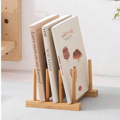 多功能便携式组装收纳架——既可用作书架摆放书籍杂志，也可用于收纳办公用品、床头柜物品和护肤品。适用于卧室床头柜、书桌、办公桌、客厅角落等场所。是租房者、上班族和学生生日或节假日送礼的实用收纳好物。有效解决小空间杂乱无章、收纳空间不足的问题，轻松提升整洁度。