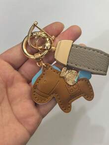 1 قطعة سلسلة مفاتيح جلدية بشكل خروف كرتوني لطيف، إكسسوار إبداعي "سيكون لديك ثروة قريبًا"، سلسلة مفاتيح حقيبة/سيارة