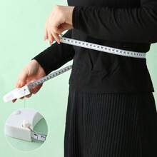 1pc Retractable Tape Measure, Body Measuring Tape, Self-Adjusting Retractable Tape Measure, Can Accurately Measure Body Dimensions, One-Handed Operation Effectively Tracks Weight Changes And Muscle Growth, Sports Accessory
