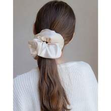 2 Pieces Jumbo Satin Silk Scrunchies For Women 7.5 Inches Large Oversize Scrunchies For Thick Hair Ties Hair Ornament Black And Beige - 黑色和米色 - 查看 5