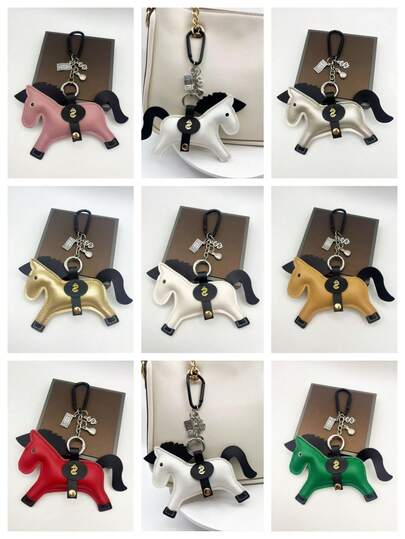 1 件全新皮革马吊坠装饰优雅可爱的马装饰女士手提包单肩包背包寓意“财富来得快”多色可选适合所有季节的贴心礼物 Y2K