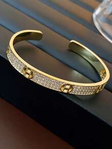 Elegant Gold Bracelet, Suitable For Daily Wear, Dates, Parties And Gifts